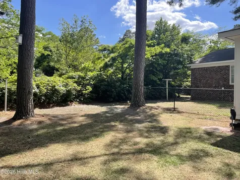 1501 Brownlea Drive Greenville NC 27858