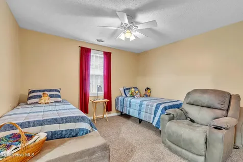 1670 Pony Farm Road Jacksonville NC 28540