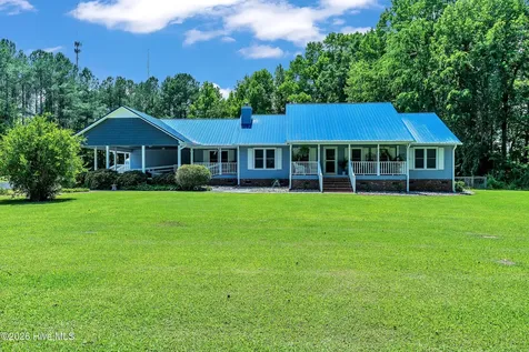1670 Pony Farm Road Jacksonville NC 28540