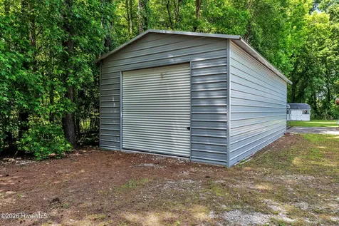 1670 Pony Farm Road Jacksonville NC 28540