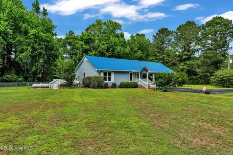 1670 Pony Farm Road Jacksonville NC 28540