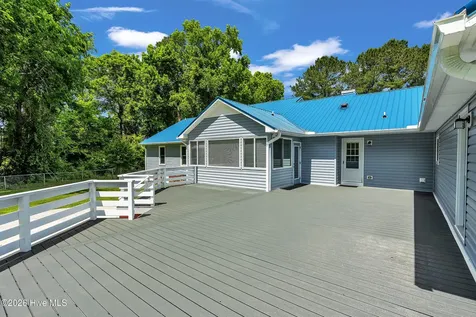 1670 Pony Farm Road Jacksonville NC 28540