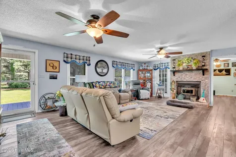 1670 Pony Farm Road Jacksonville NC 28540