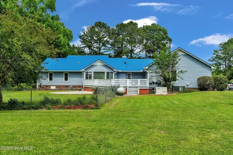 1670 Pony Farm Road Jacksonville NC 28540