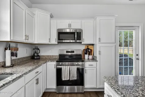205 W Theriault Court Jacksonville NC 28540
