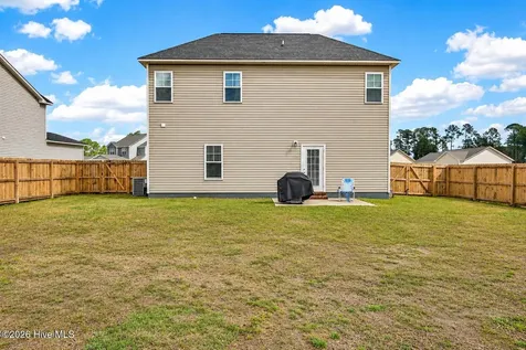 205 W Theriault Court Jacksonville NC 28540