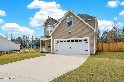 205 W Theriault Court Jacksonville NC 28540