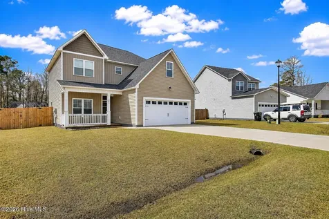 205 W Theriault Court Jacksonville NC 28540