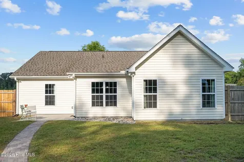 112 Hidden Hollow Drive Richlands NC 28574