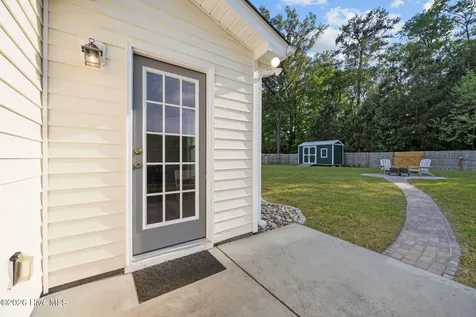 112 Hidden Hollow Drive Richlands NC 28574