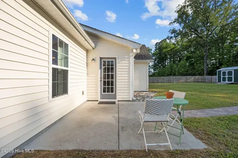 112 Hidden Hollow Drive Richlands NC 28574