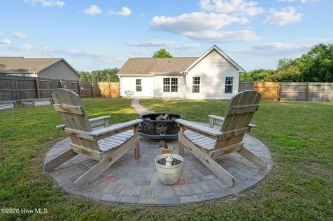 112 Hidden Hollow Drive Richlands NC 28574