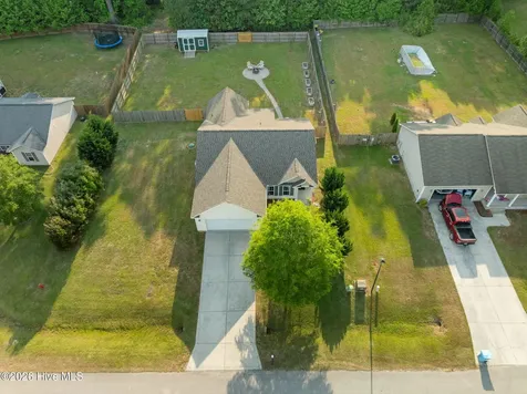 112 Hidden Hollow Drive Richlands NC 28574