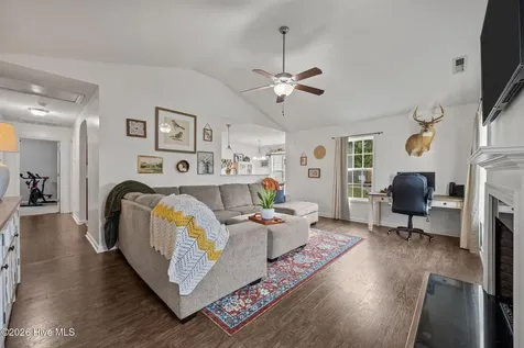 112 Hidden Hollow Drive Richlands NC 28574