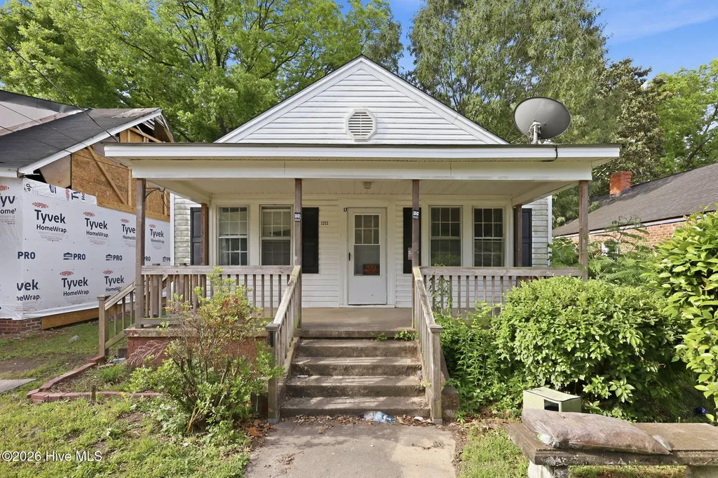 1211 Fleming Street Greenville NC 27834