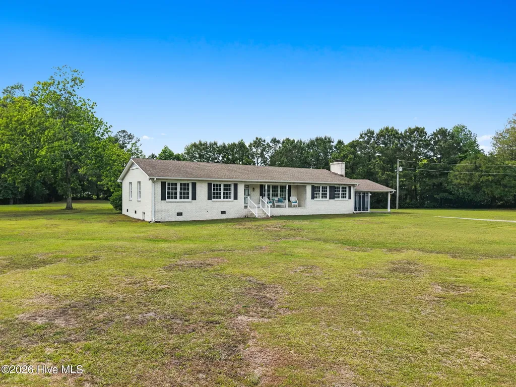 1039 Bay Road SW Shallotte NC 28470