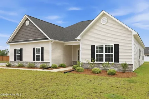 103 Jackson Heights Jacksonville NC 28546