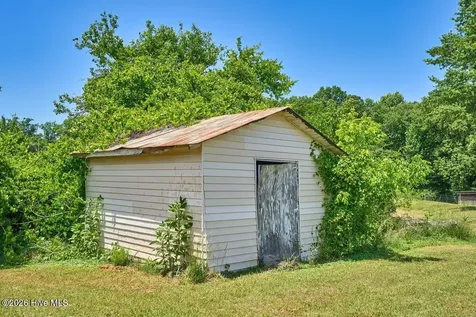 216 Phillips Road Bennett NC 27208