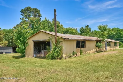 216 Phillips Road Bennett NC 27208