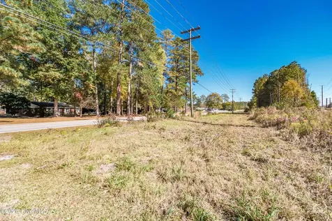 1909 Barlow Road Tarboro NC 27886