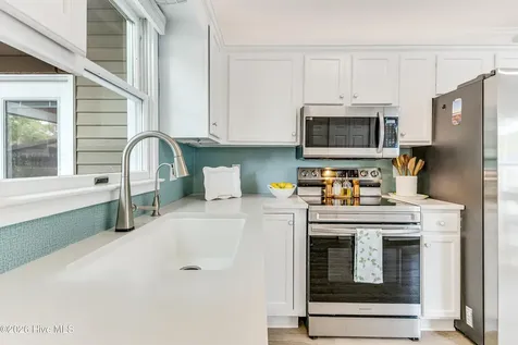 313 E Brown Street Southport NC 28461