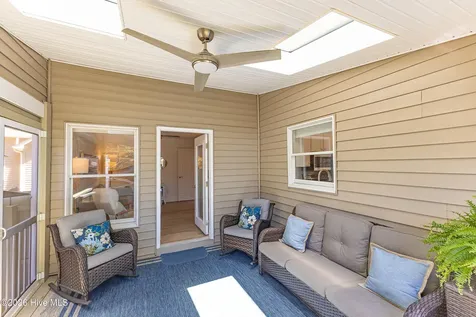 313 E Brown Street Southport NC 28461