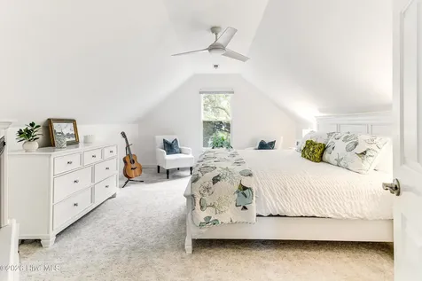 313 E Brown Street Southport NC 28461
