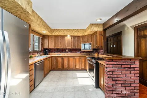 405 Driftwood Drive Elizabeth City NC 27909
