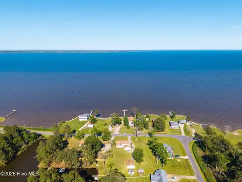 405 Driftwood Drive Elizabeth City NC 27909