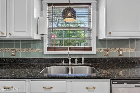 301 Robert Scott Circle Swansboro NC 28584