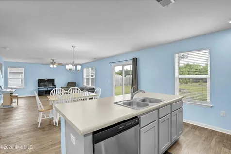 178 Everett Yopp Drive Sneads Ferry NC 28460