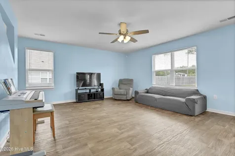 178 Everett Yopp Drive Sneads Ferry NC 28460