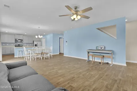 178 Everett Yopp Drive Sneads Ferry NC 28460