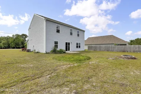 178 Everett Yopp Drive Sneads Ferry NC 28460