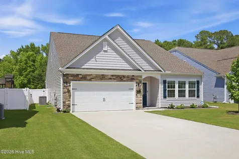 138 Pumpernickel Place Washington NC 27889