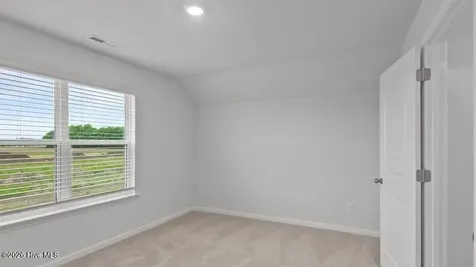 1101 Aviator Lane Ayden NC 28513