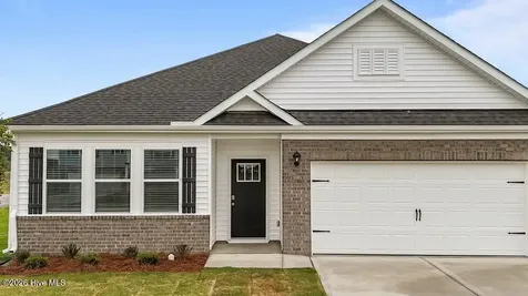 1101 Aviator Lane Ayden NC 28513