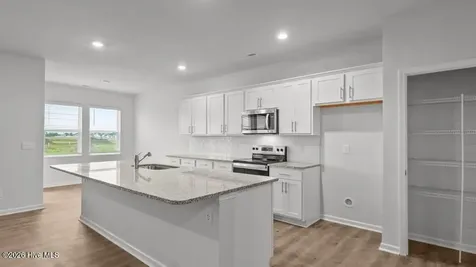 1101 Aviator Lane Ayden NC 28513