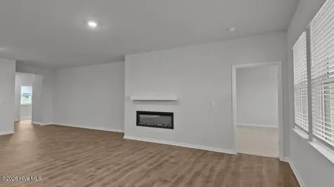 1101 Aviator Lane Ayden NC 28513
