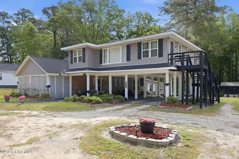 1011 W Main Street Williamston NC 27892