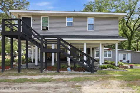 1011 W Main Street Williamston NC 27892