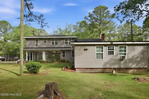 1011 W Main Street Williamston NC 27892