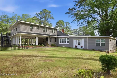 1011 W Main Street Williamston NC 27892
