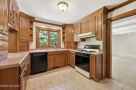 225 Churchill Drive Greenville NC 27858