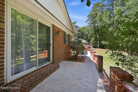 225 Churchill Drive Greenville NC 27858