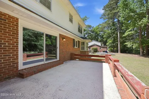 225 Churchill Drive Greenville NC 27858