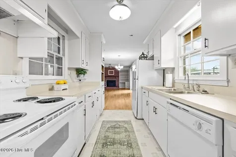 60 Lancaster Drive Goldston NC 27252