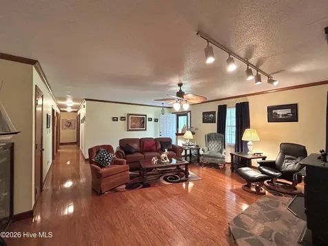 108 Deerfield Road Jacksonville NC 28540