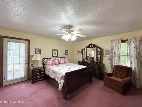 108 Deerfield Road Jacksonville NC 28540