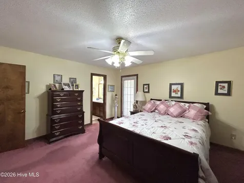 108 Deerfield Road Jacksonville NC 28540